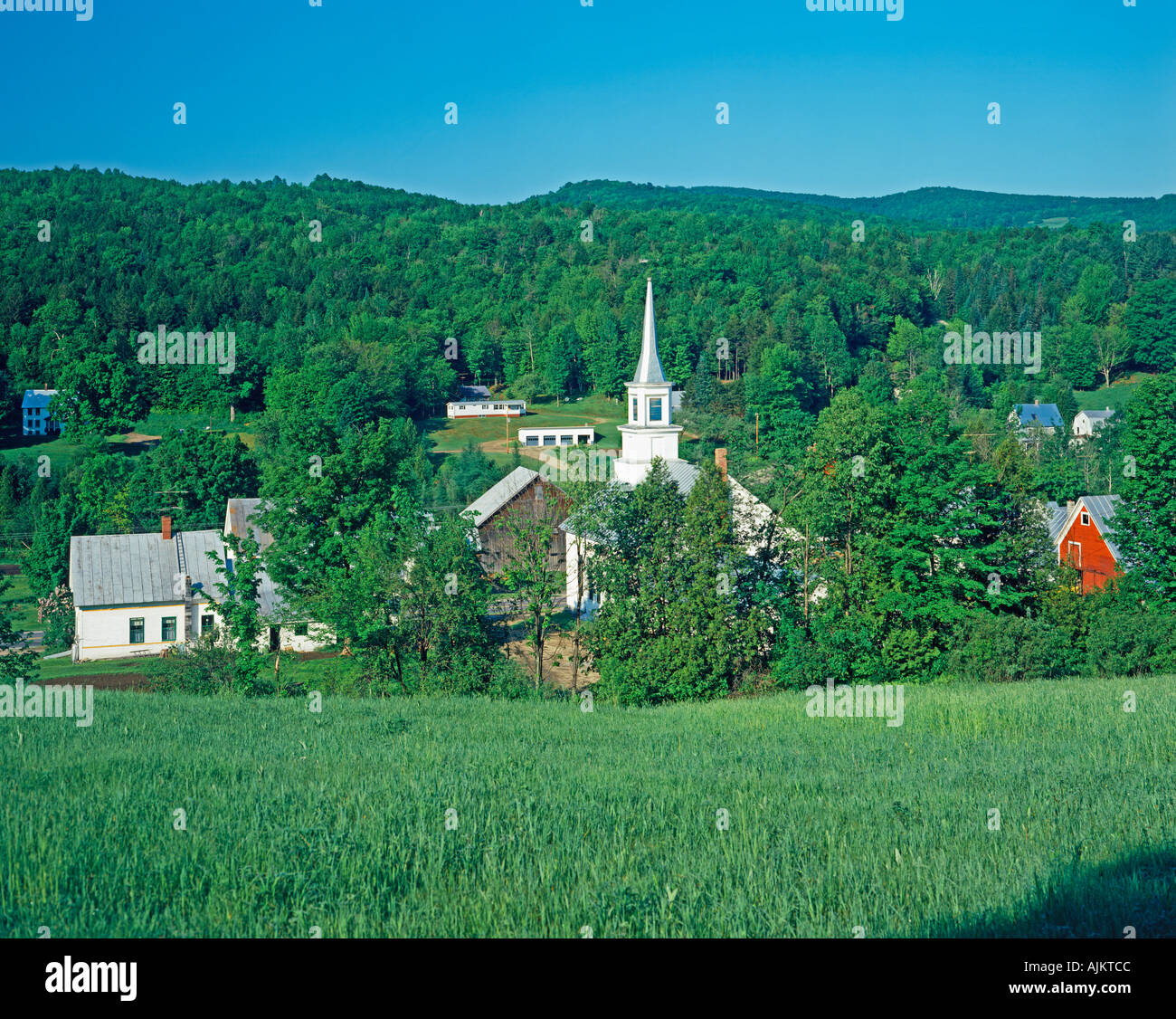Village de Waits River Vermont USA pendant la saison des feuilles de printemps Banque D'Images