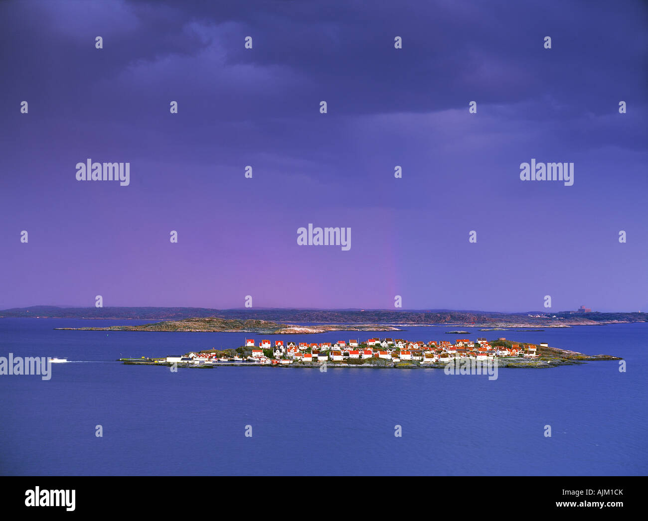 Island Village sur Åstol dans Bohuslän le long de côte ouest de la Suède Banque D'Images