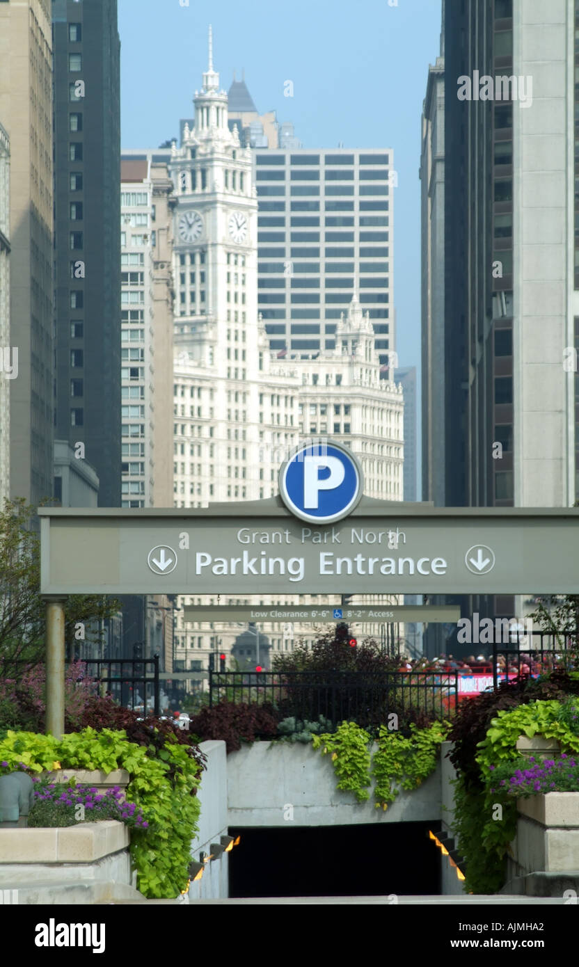 Chicago Illinois USA garage stationnement au centre-ville de Grant Park North Banque D'Images