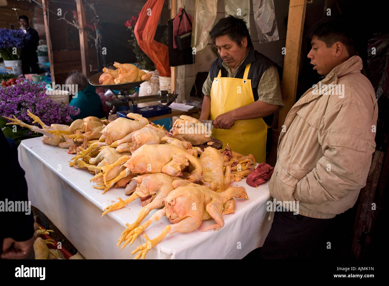 Le grand marché indigène locale à San Cristobal de las Casas, Chiapas Mexique province Banque D'Images