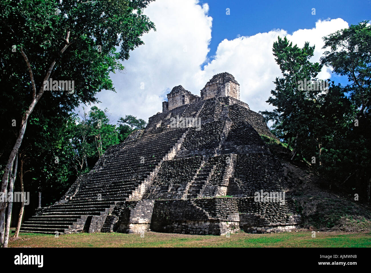 Les ruines mayas Dzibanche près de Chetumal dans l'état de Quintana Roo au Mexique. Banque D'Images