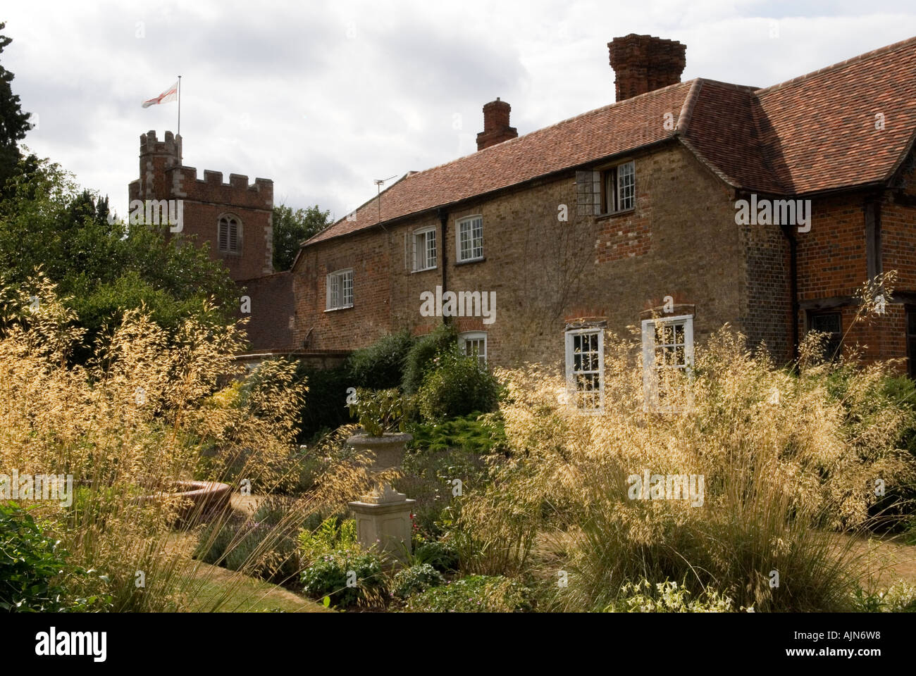 Dorney court Tudor Manor House Dorney près de Windsor Buckinghamshire Royaume-Uni 2006 Tudor Manor House and Church 2000s HOMER SYKES Banque D'Images