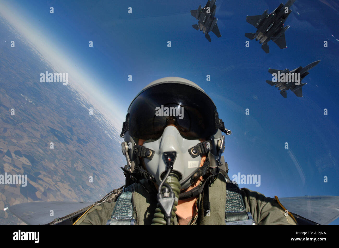 Un navire trois formation de F 15E Strike Eagle des avions de la Royal Air Force en Angleterre de Lakenheath. Photo:Lance Cheung Banque D'Images