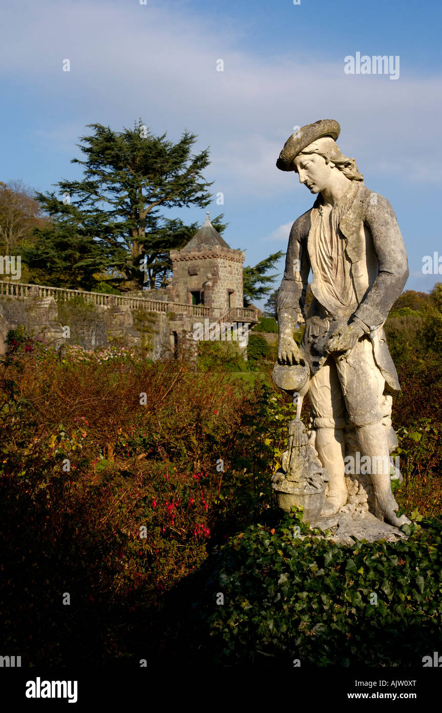 Statue d'antonio bonazza dans les motifs de torosay castle isle of mull hébrides intérieures de l'écosse Banque D'Images