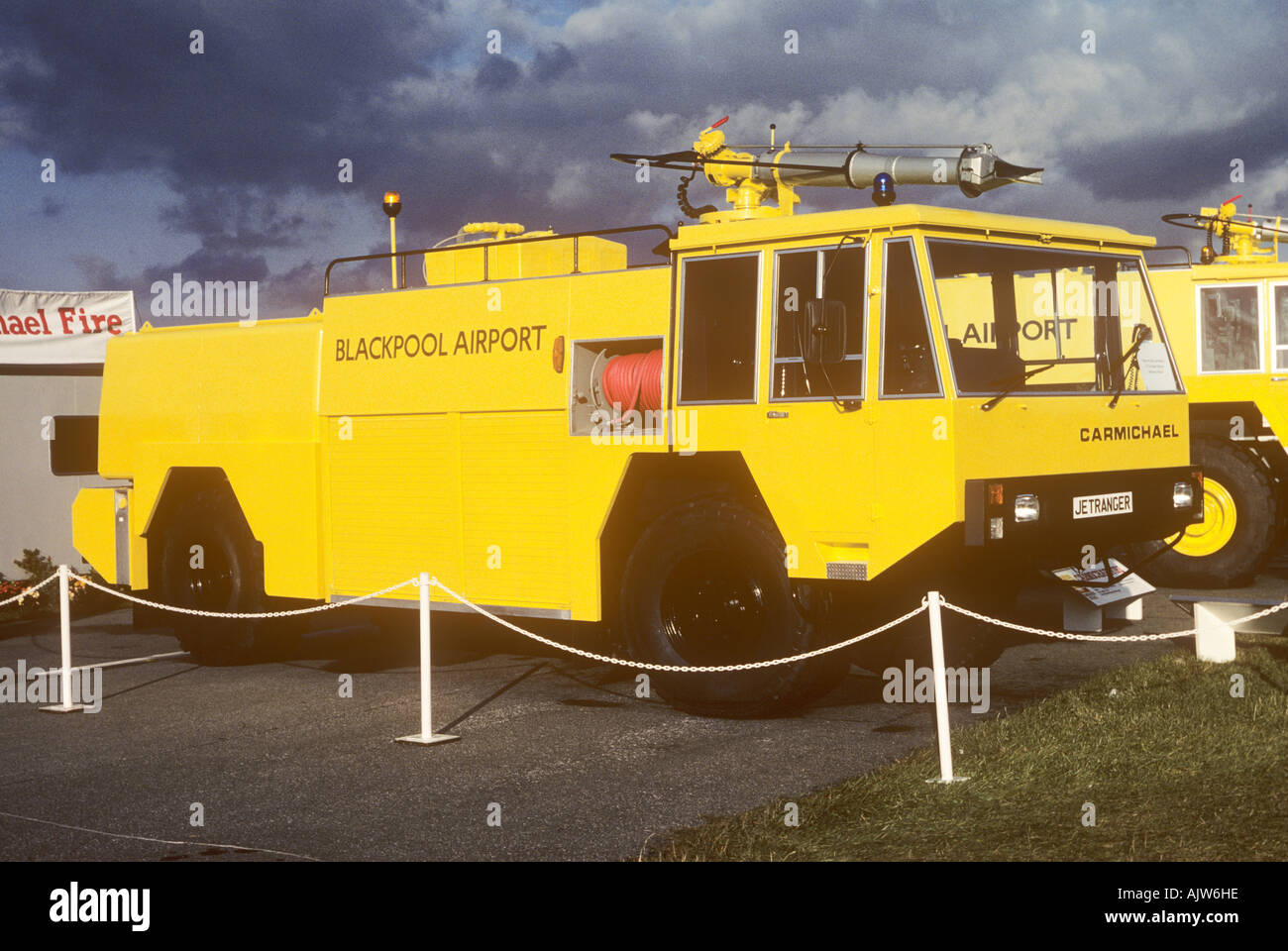 Véhicule de combat d'incendie de l'aéroport Banque D'Images