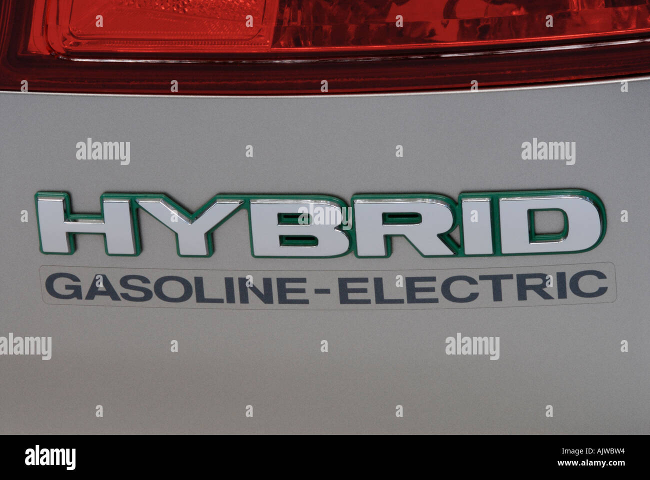 Voiture hybride essence-électricité logo Banque D'Images