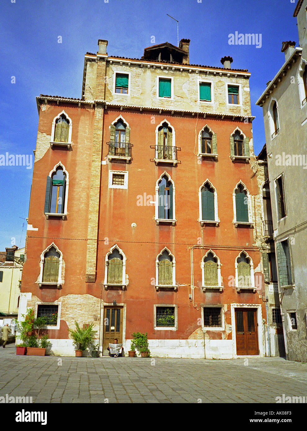 Les bâtiments coloniaux colorés typiques traditionnelles paysage urbain paysage de Venise Veneto Italie Europe du nord nord-est Banque D'Images