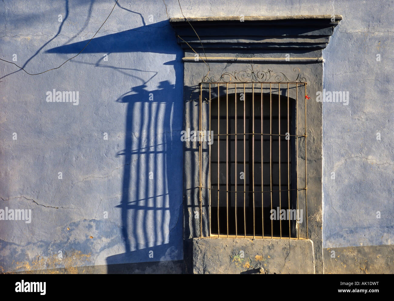 De la fenêtre de chambre à calle Matamoros, Oaxaca, Mexique Banque D'Images