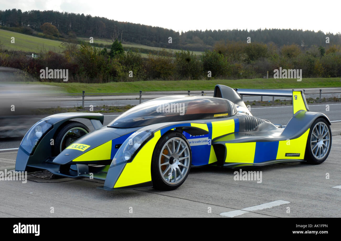 Caparo T1 Supercar Avec Marquages Police Grande Bretagne Royaume Uni Photo Stock Alamy Caparo T1 Supercar Avec Marquages Police Grande Bretagne Royaume Uni Photo Stock Alamy