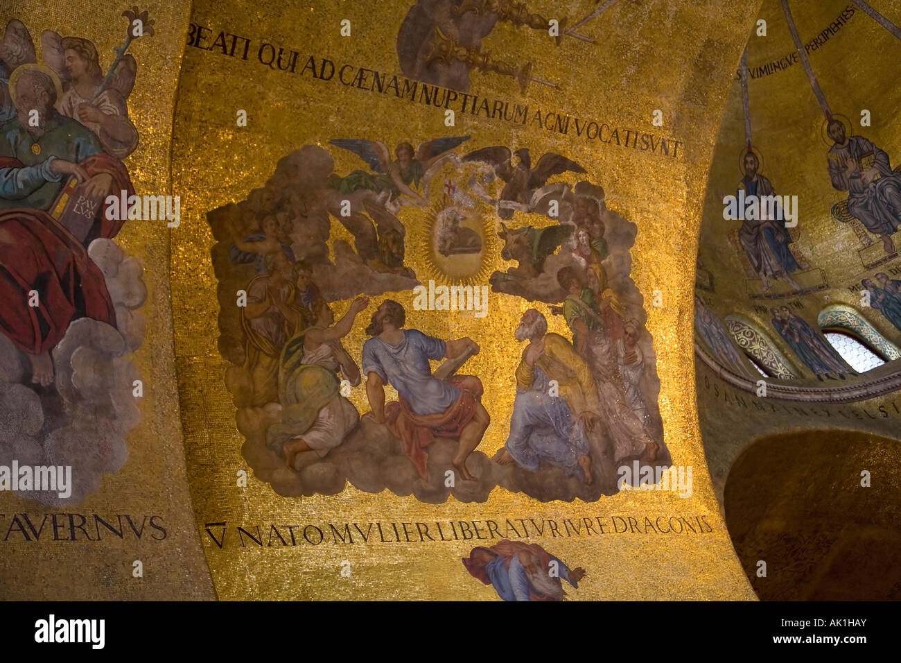 Marques St Saint Mark's Basilica San Marco Venise l'intérieur de mosaïques dorées Vénétie Italie Europe EU Banque D'Images