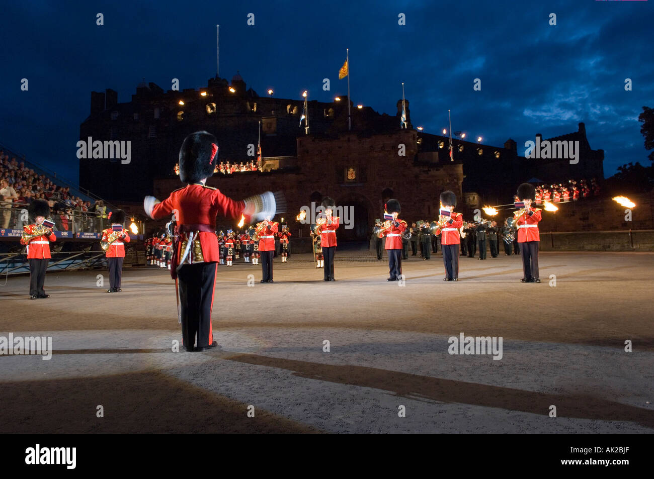 Musique militaire écossais à la Edinburgh Military Tattoo show le plus spectaculaire dans le monde Banque D'Images