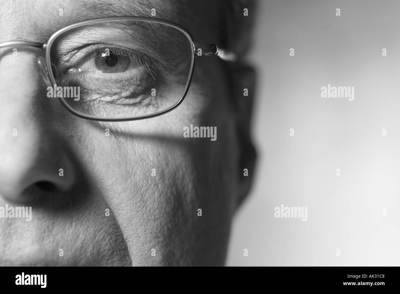 Man wearing glasses Banque D'Images