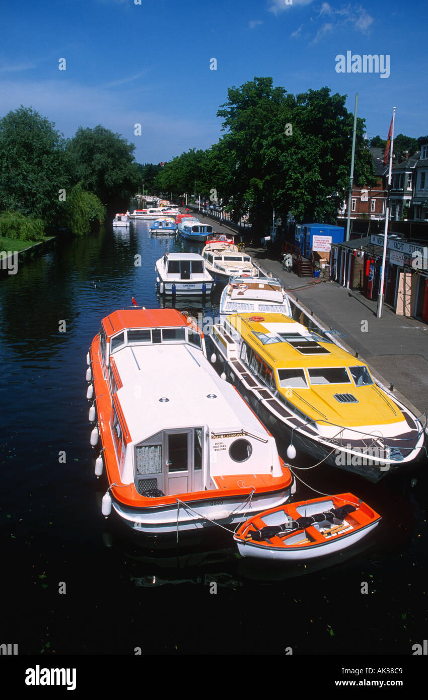 Bateaux sur la rivière Wensum Norwich Angleterre Banque D'Images
