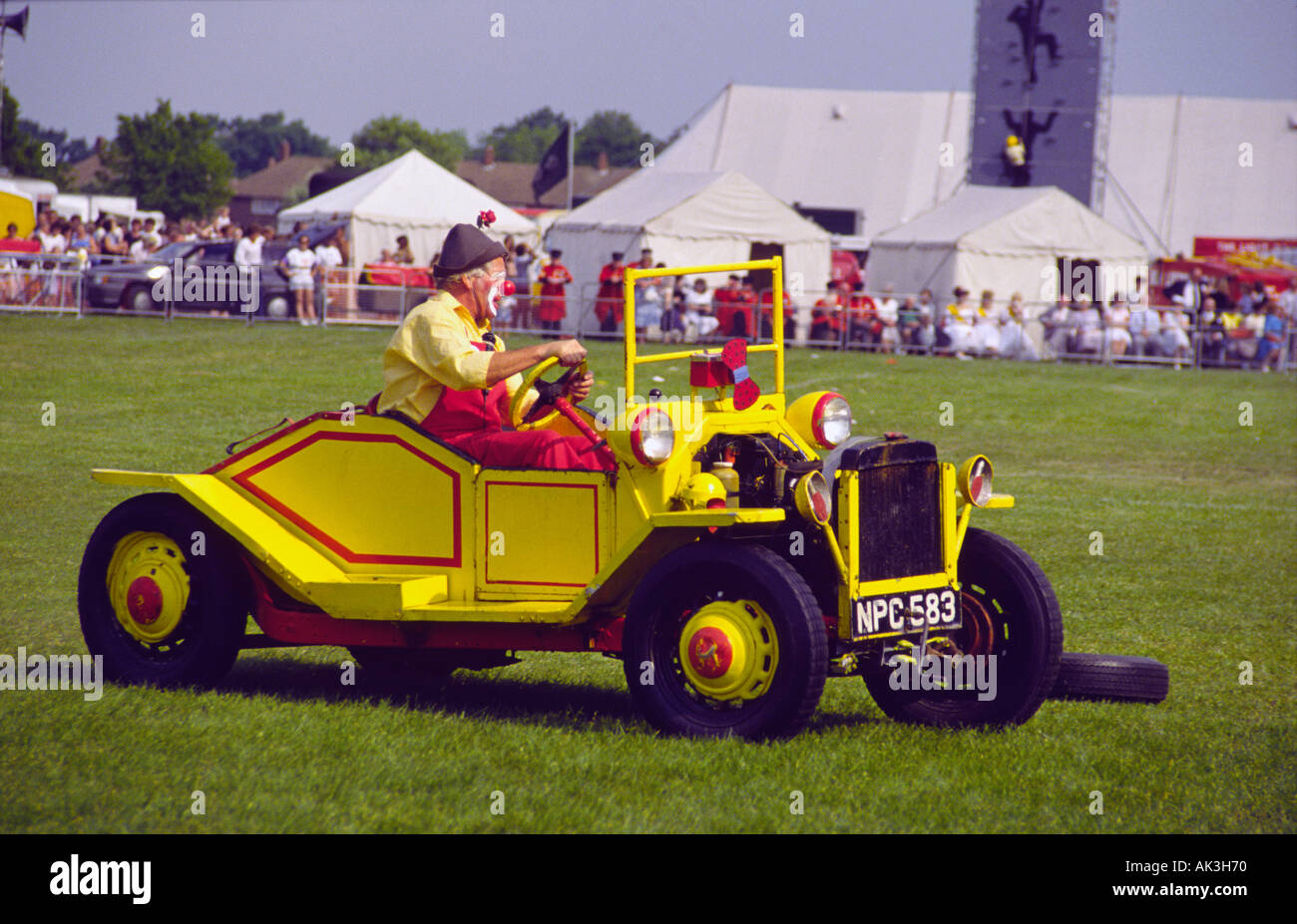 Voiture funny clown Banque D'Images