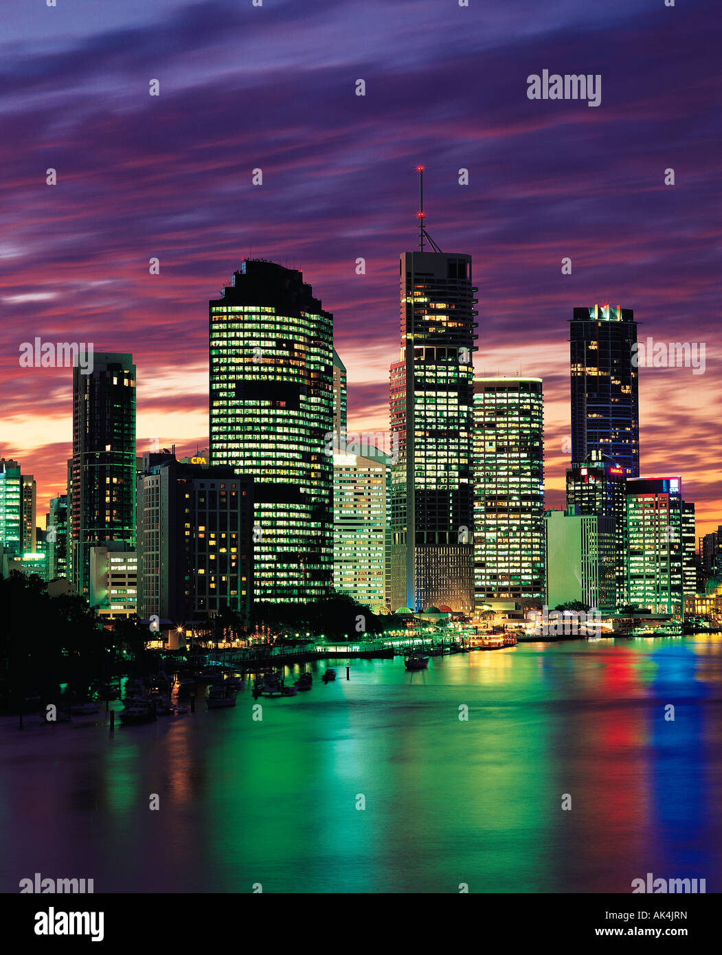 L'Australie. Le Queensland. Brisbane. Toits de la ville. Vue de nuit. Banque D'Images