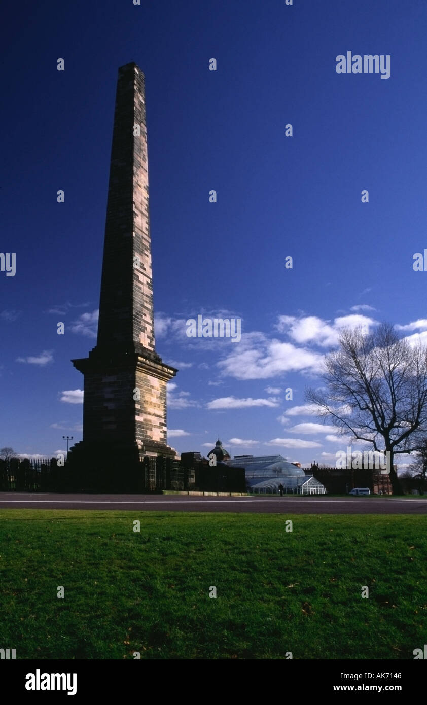 Monument à l'amiral Lord Nelson près de peuples palace Glasgow Ecosse europe verte Banque D'Images