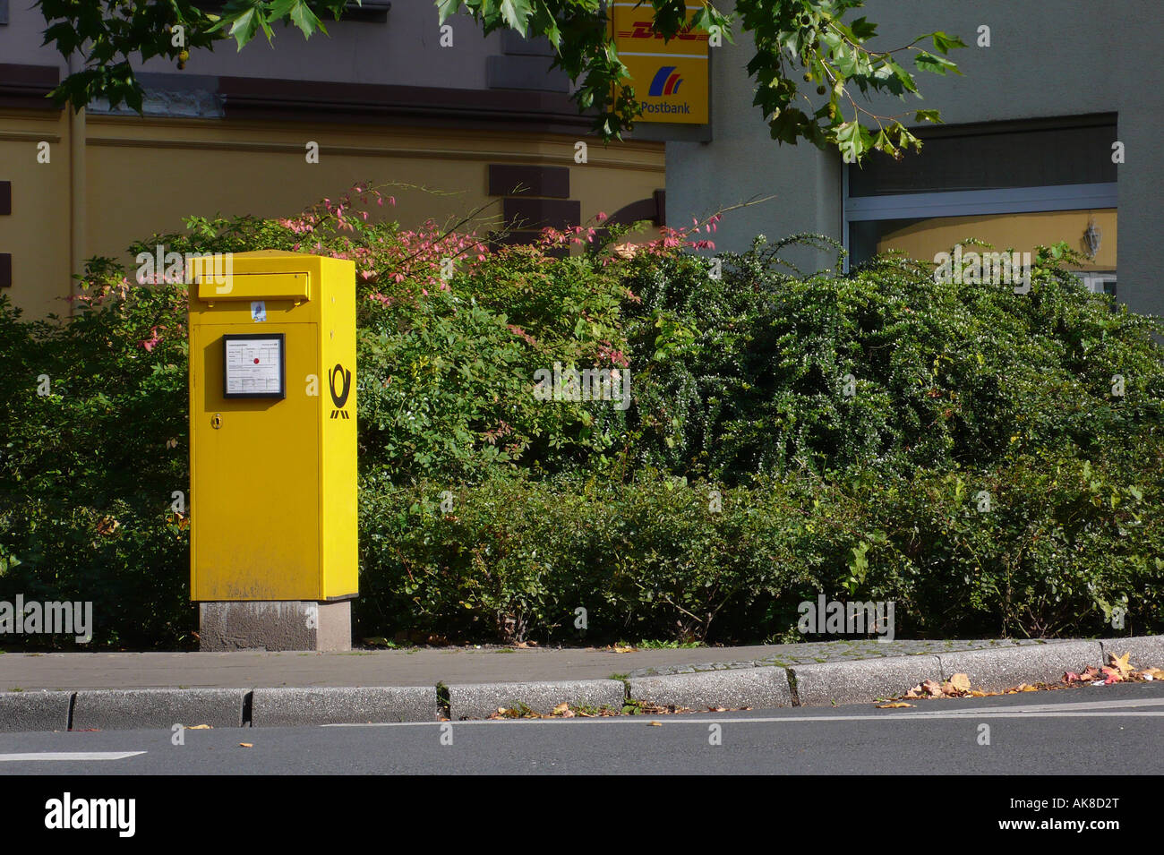 Post box jaune de la poste allemande, Allemagne Banque D'Images