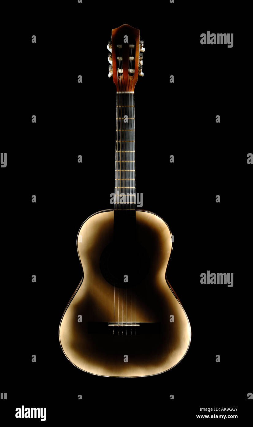 Silhouette de guitare acoustique Banque D'Images