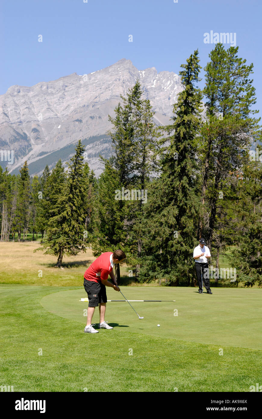 Club De Golf Fairmont Banff Springs Banff Alberta Canada Canadian Rockies Canadian Rocky Mountains Parc National Banff Banque D'Images