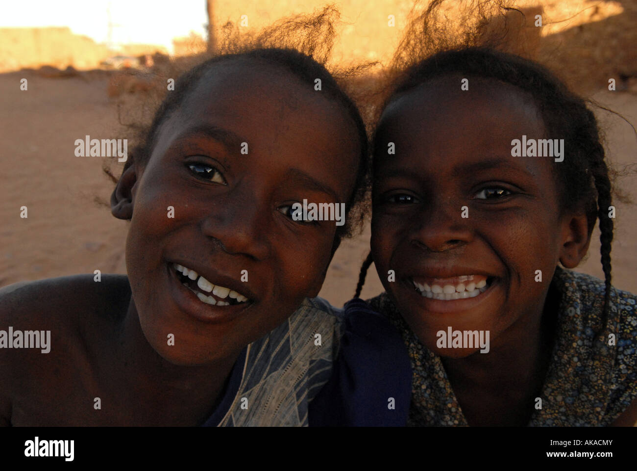 Les filles de la région de l'Adrar mauritanien Mauritanie Banque D'Images