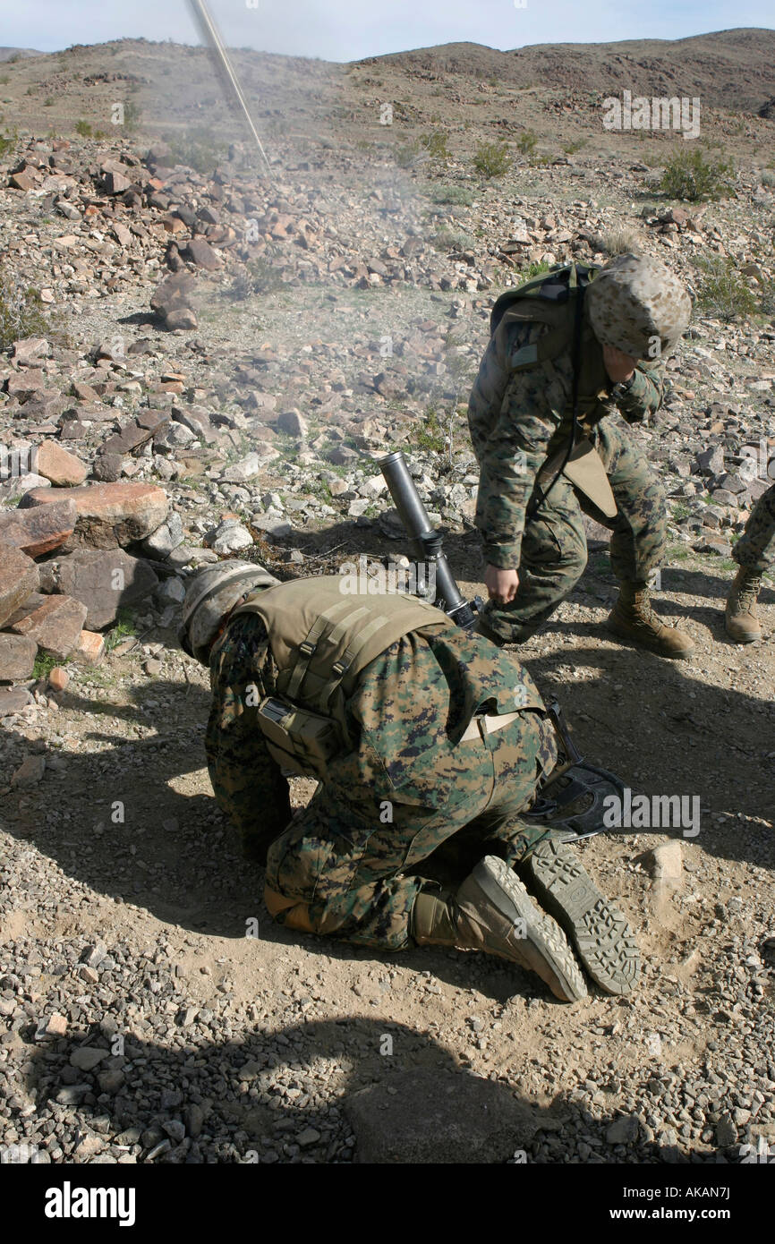 Tir de mortiers. marines Banque D'Images