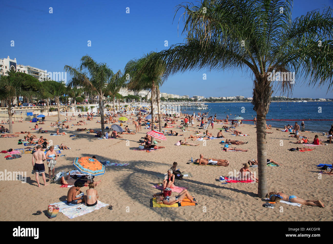 France Provence Côte d'Azur Cannes plage gens Banque D'Images