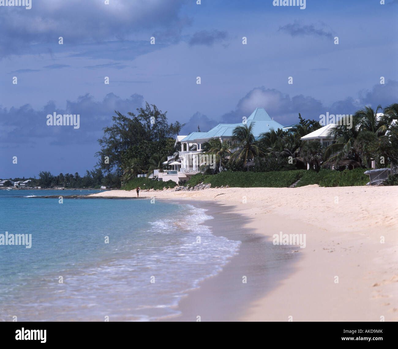 Luxueuse maison de plage, Seven Mile Beach, Grand Cayman, Iles Caïmans, Caraïbes Banque D'Images