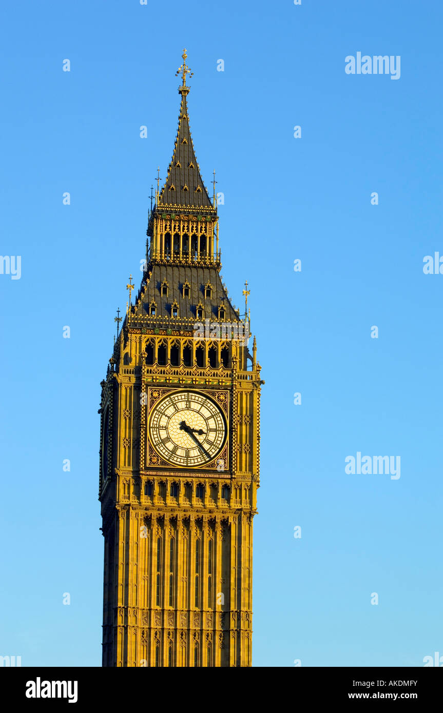 Tour de l'horloge de Maisons du Parlement Bg Ben London United Kingdom Banque D'Images