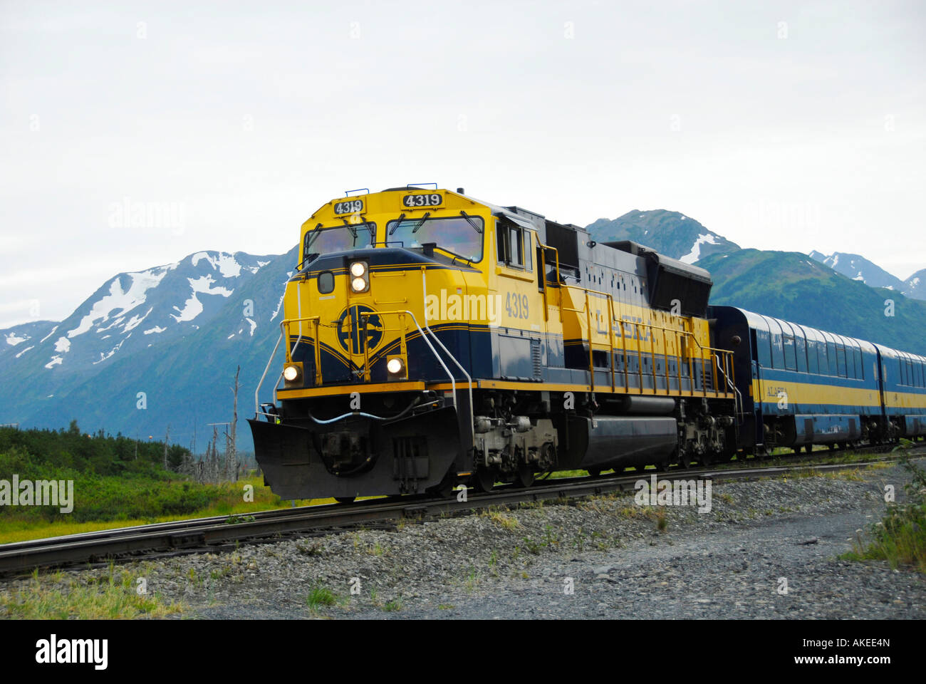Alaska Railroad entre Whittier et Anchorage Alaska AK U S États-Unis Montagnes Chugach moteur Seward Highway Banque D'Images