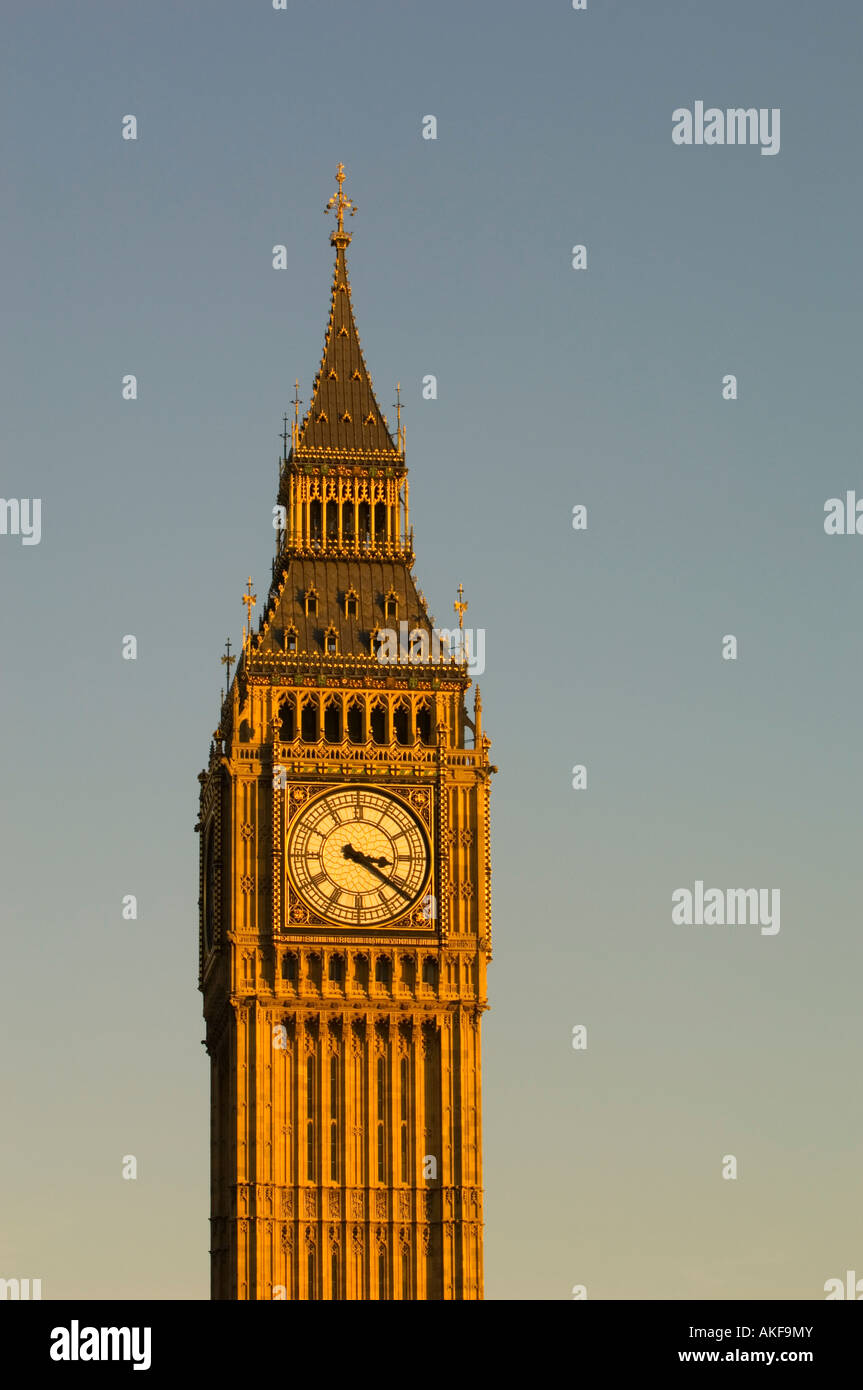 Tour de l'horloge de Maisons du Parlement Bg Ben London United Kingdom Banque D'Images