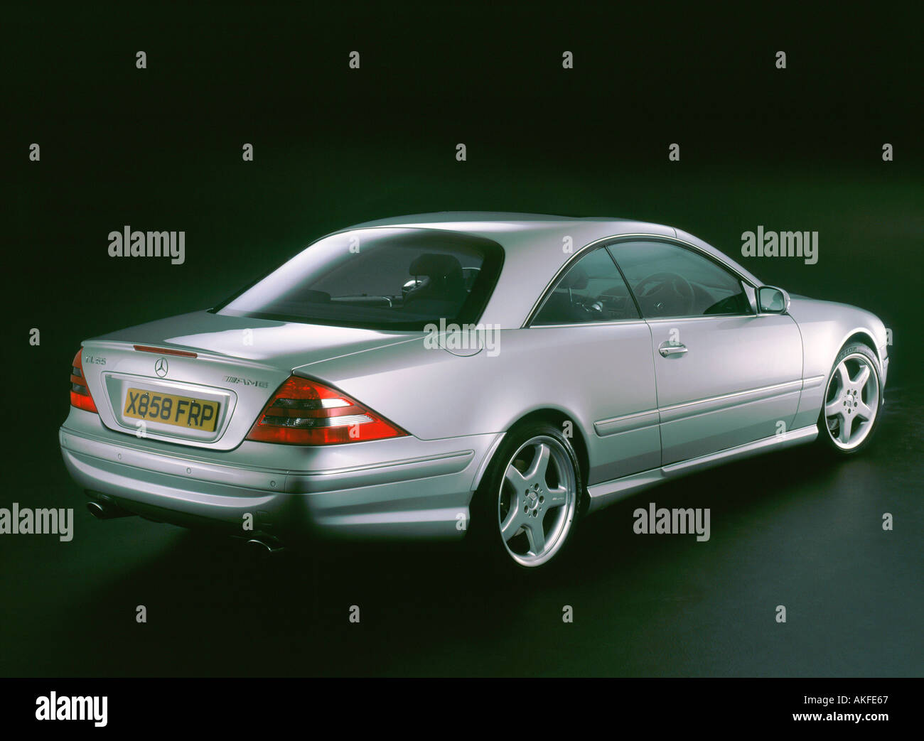 2001 Mercedes-Benz CL 55 AMG V8 Banque D'Images