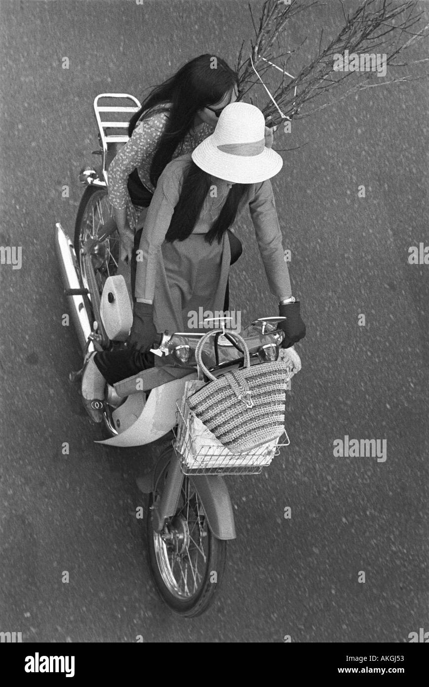 De retour de shopping au Vietnam Banque D'Images