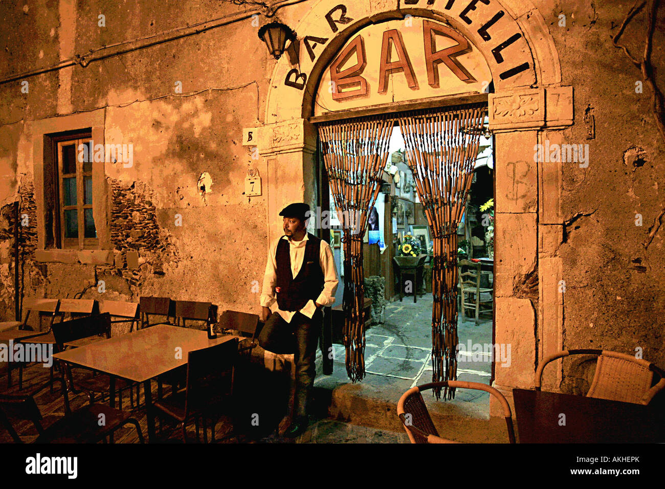 (L'établissement parrain)Vitelli bar, Savoca, Sicile, Italie Banque D'Images