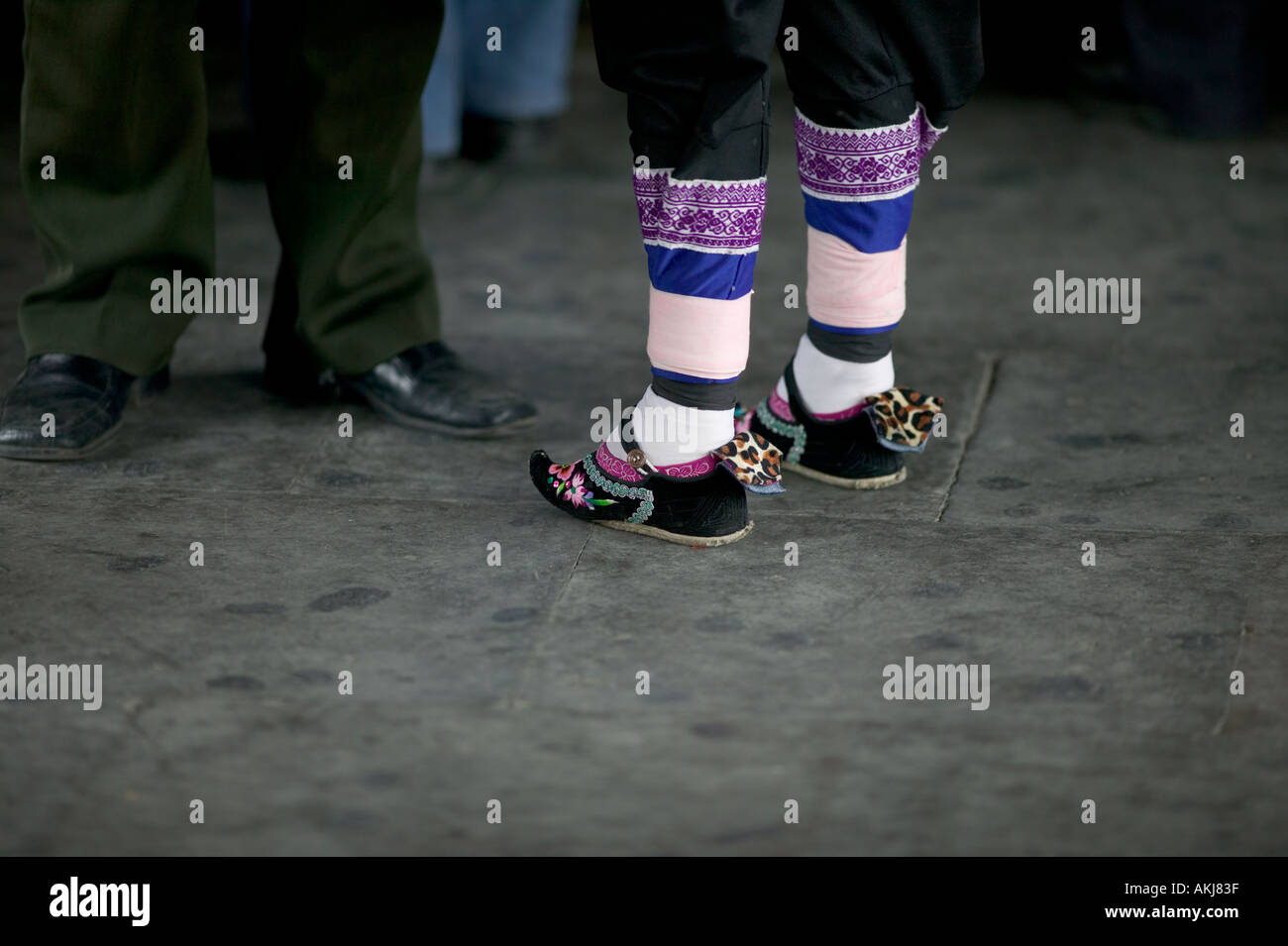 Petits pieds et chaussures de femme en Chine Photo Stock - Alamy