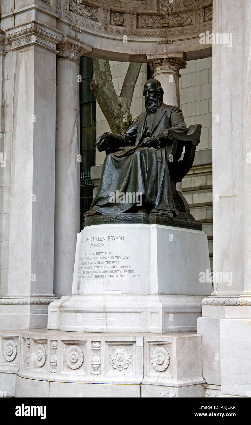 William Cullen Bryant Statue in Bryant Park, Manhattan, New York City, New York, USA Banque D'Images