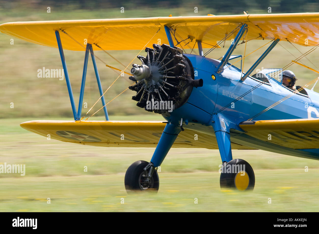 Boeing Stearman G inscription CCXB à Popham airfield Hampshire Banque D'Images