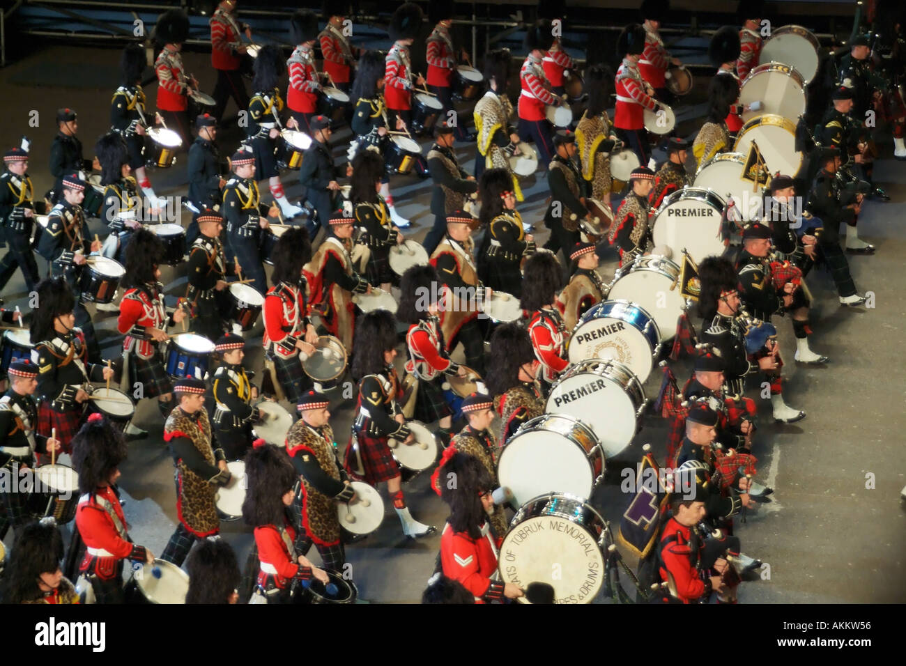 Edinburgh Scotland UK Europe Pipes and Drums marching bands le château d'Édimbourg Military Tattoo Banque D'Images