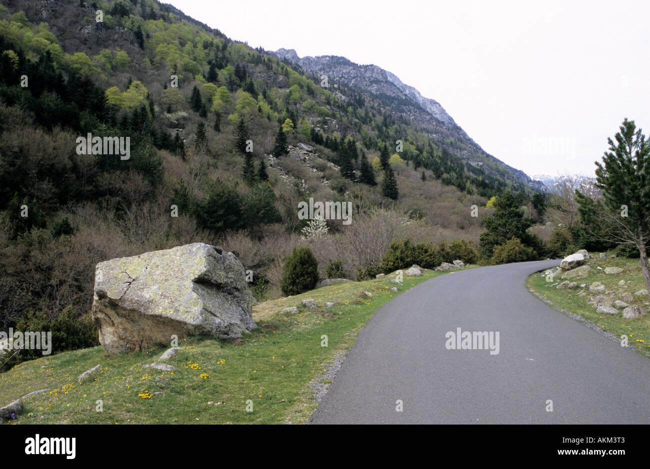 Paysage pittoresque du parc national Aiguestortes dans Pyrénées Catalogne Espagne Banque D'Images
