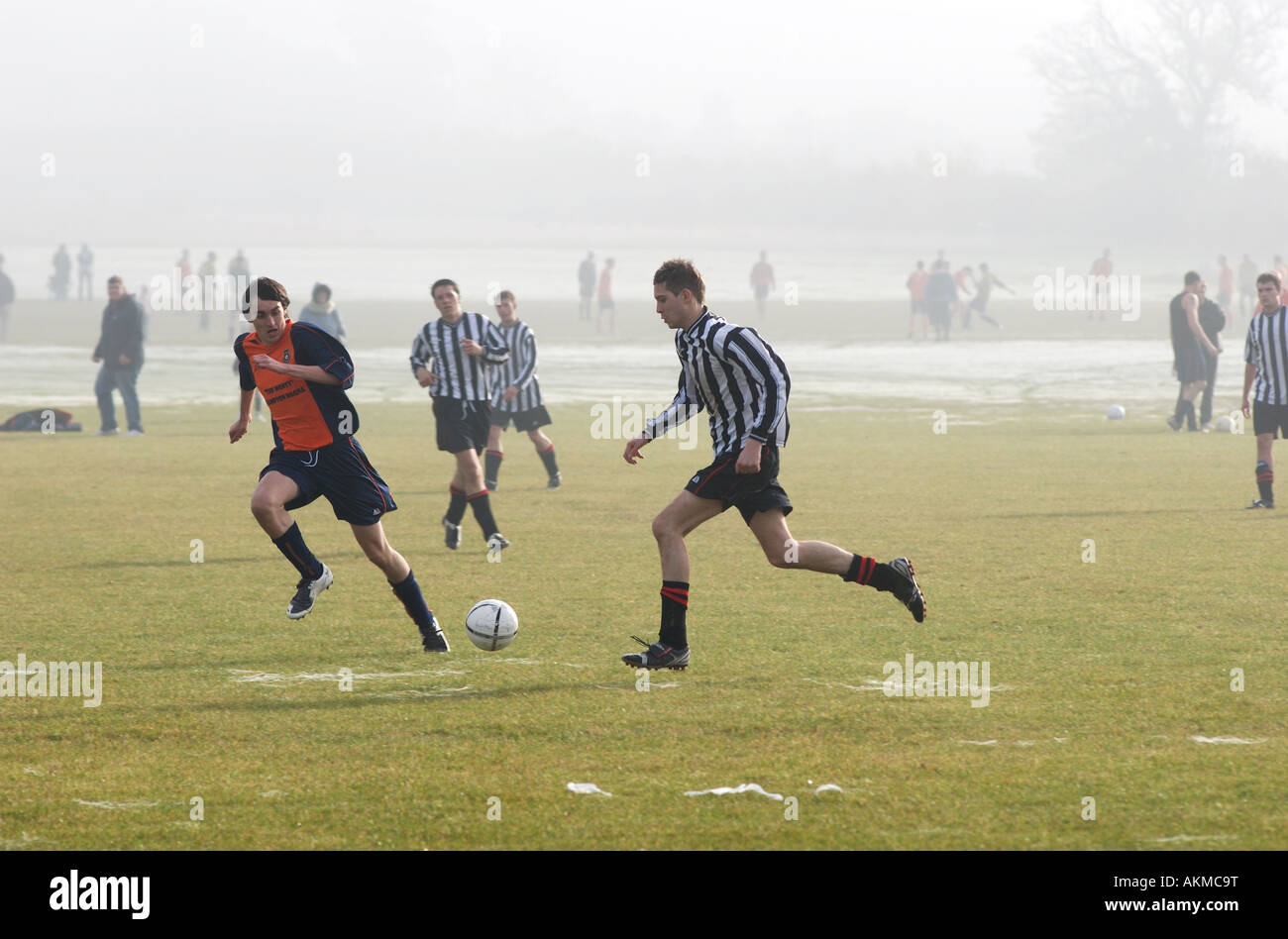 Football Ligue dimanche à Harbury Lane, Leamington Spa, Angleterre, RU Banque D'Images