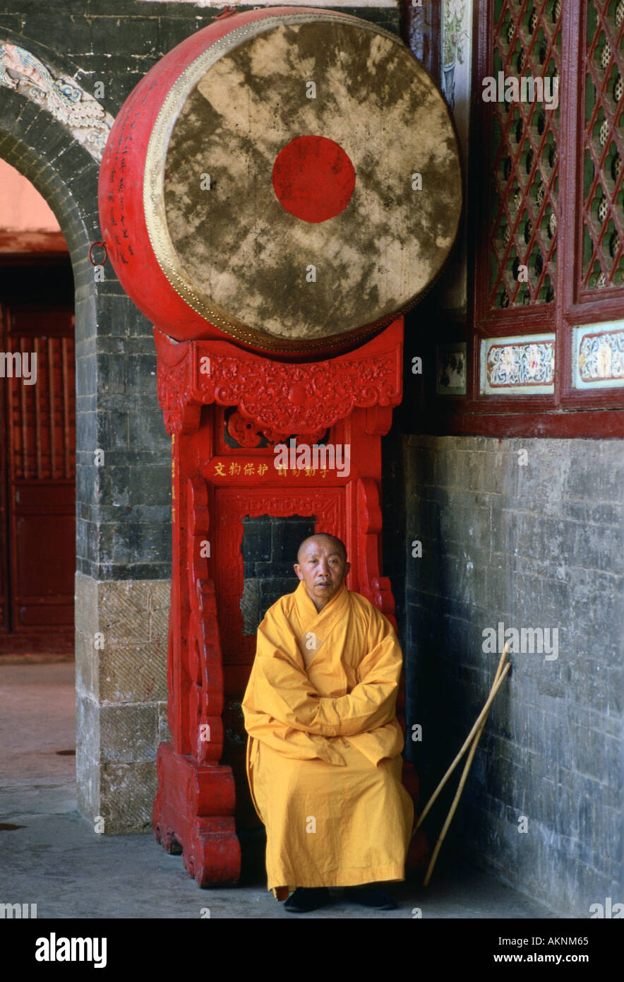 Le moine bouddhiste au Temple Huating Chine Banque D'Images