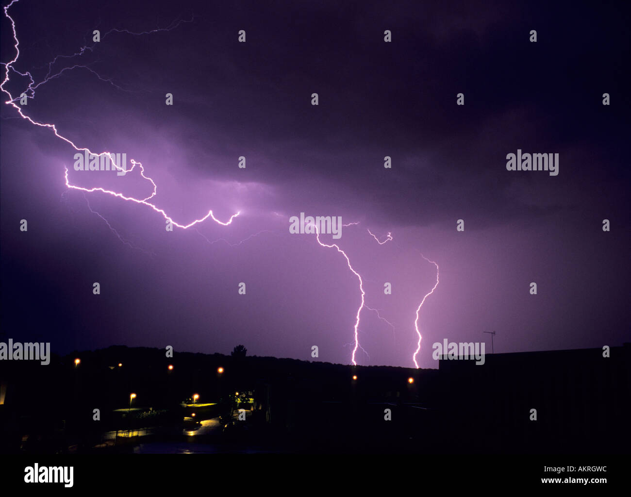 La France, la ville de Maurepas, orage foudre Banque D'Images