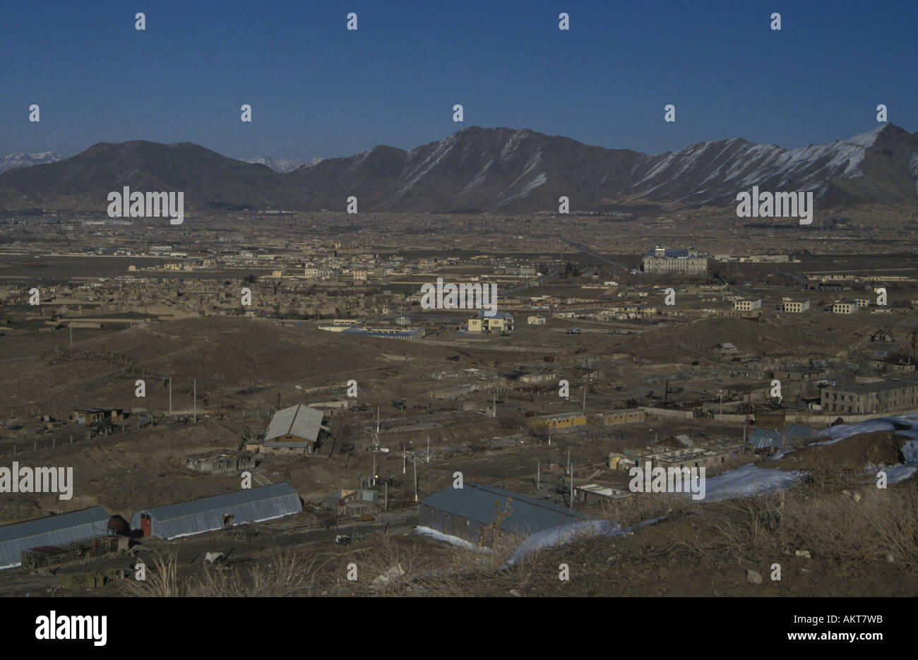 Vue sur l'ouest de Kaboul Afghanistan bunkers de missiles Scud Banque D'Images
