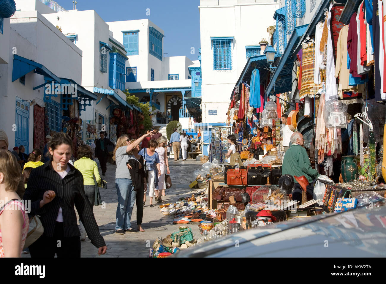 Boutiques de souvenirs à Sidi Bou Said Tunisie Banque D'Images