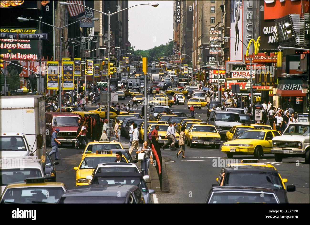 New York City Les piétons et de circulation Banque D'Images