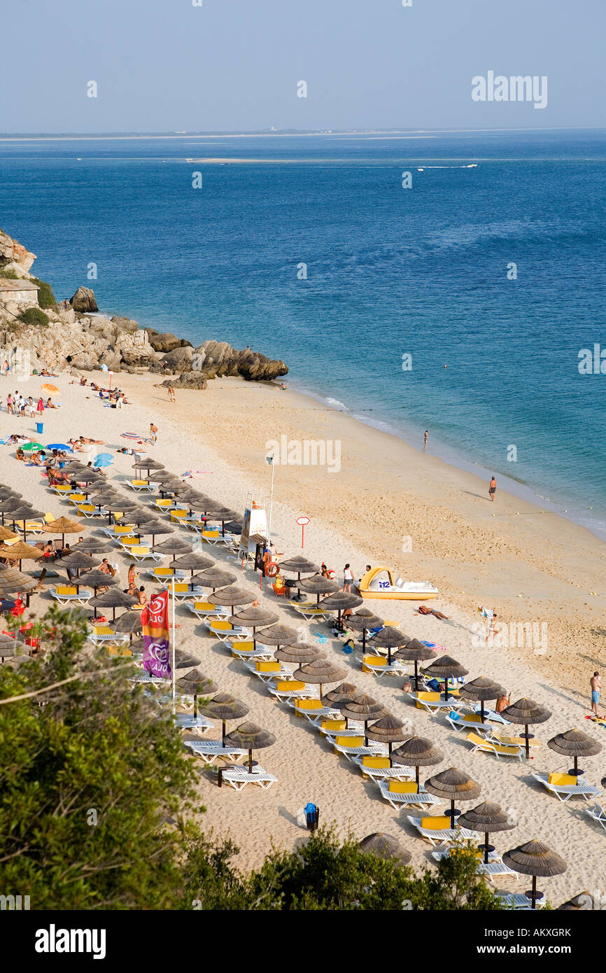 Praia de Galapos Beach, Costa Azul, près de Sesimbra, Portugal, en fin d'après-midi Banque D'Images