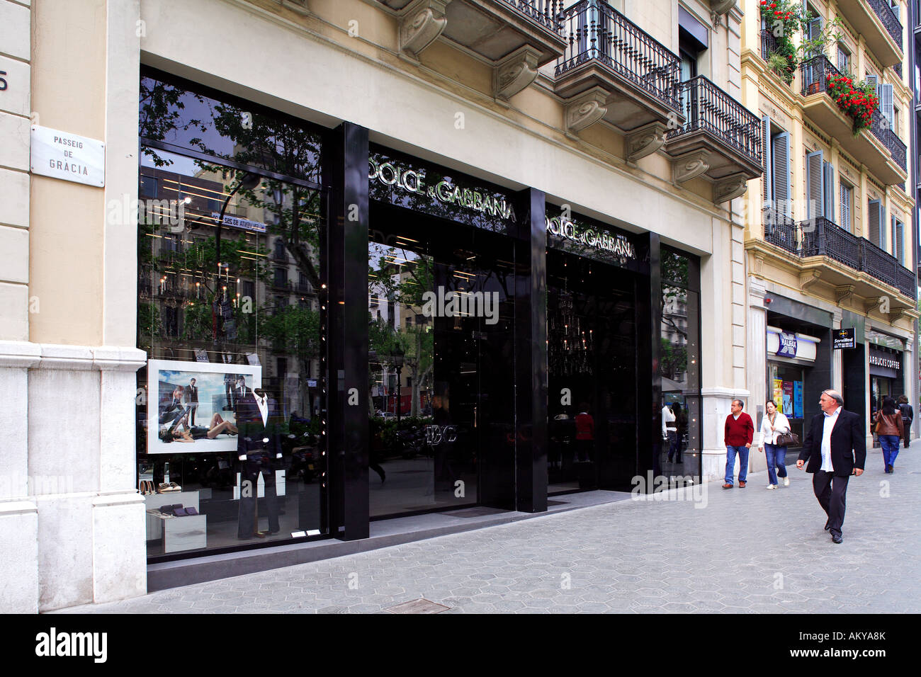 Espagne, Catalogne, Barcelone, Passeig de Gracia, Dolce et Gabbana boutique Banque D'Images