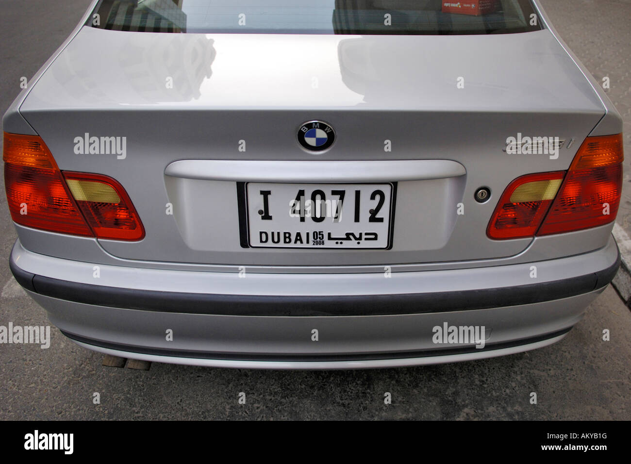 dubai-uae-number-plate-dubai-banque-de-photographies-et-d-images