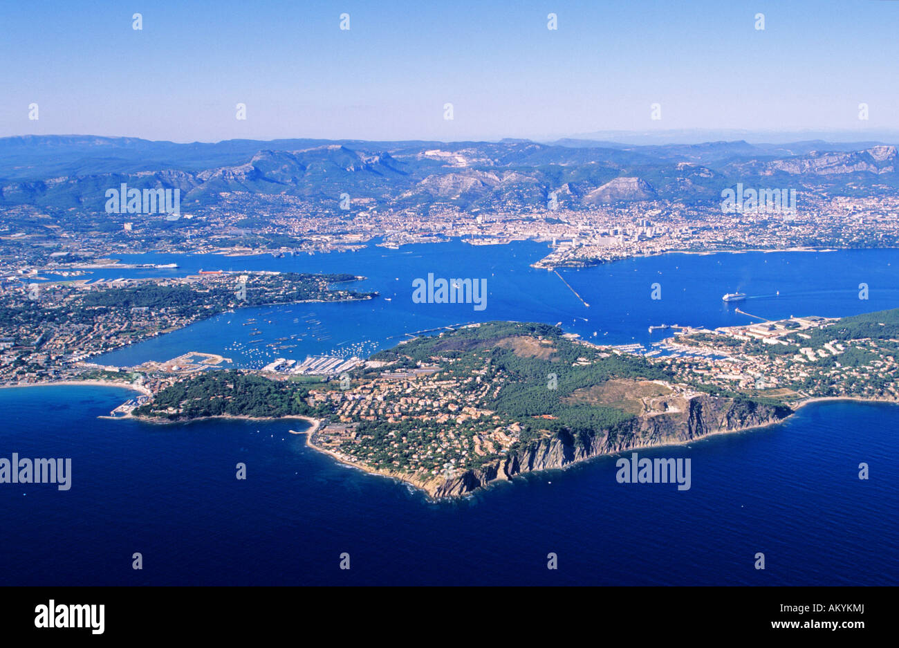 Photos satellite de Saint Mandrier sur Mer (83)   Commune Mairie
