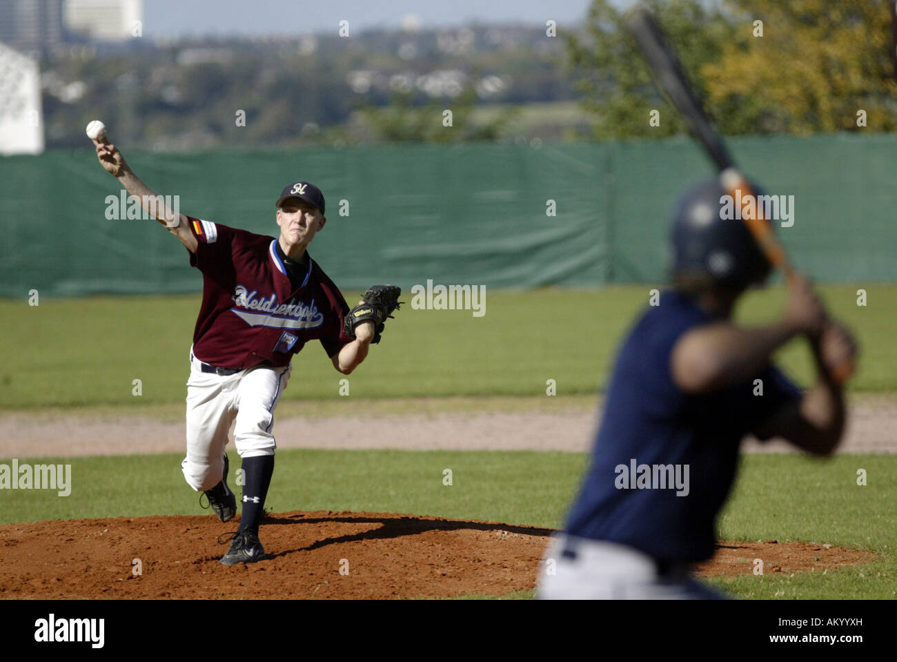 Finale de la coupe de baseball, Heidenheim Atomics (bleu) contre l''Heidekoepfe', Stuttgart, Allemagne Banque D'Images