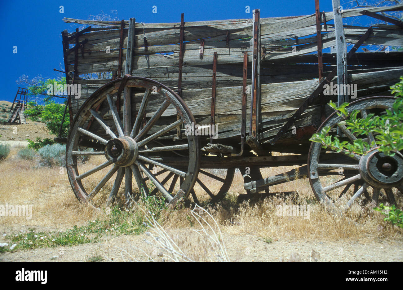 Vieux wagon sur la Route 50 à l'extérieur de Sacramento CA Banque D'Images